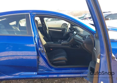 2019 Honda Civic Sport z USA, uszkodzony, nr VIN 19XFC2F83KE005956